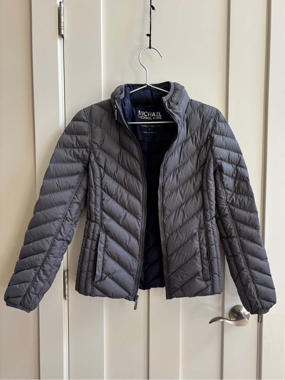 Michael Kors Chevron Packable Down Puffer Jacket Gray Size S